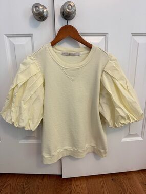 Marie Oliver Pale Yellow Sweatshirt Top Puff Sleeves XL Viva